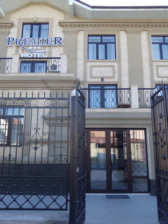 Premier Hotel Bishkek Esterno foto